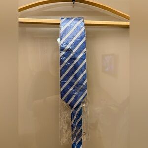NWT office wear men’s blue striped tie